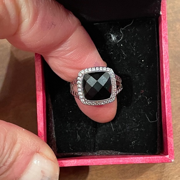 Faceted black Onyx Ring, cushion cut Rhodium plated split shank band, Sz. 7,NWT - Picture 3 of 16